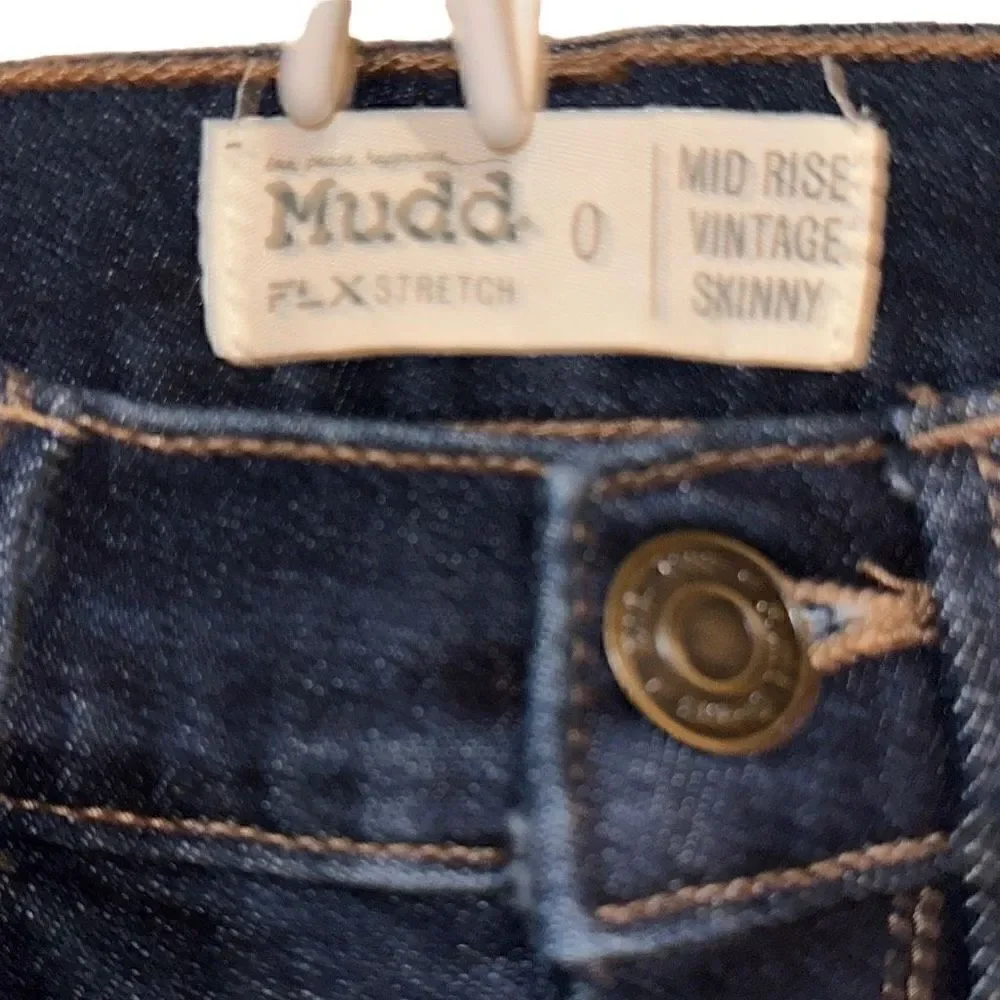 Mudd Juniors Size 0 Blue Mid Rise Dark Wash Skinny Stretchy Denim Jeans
